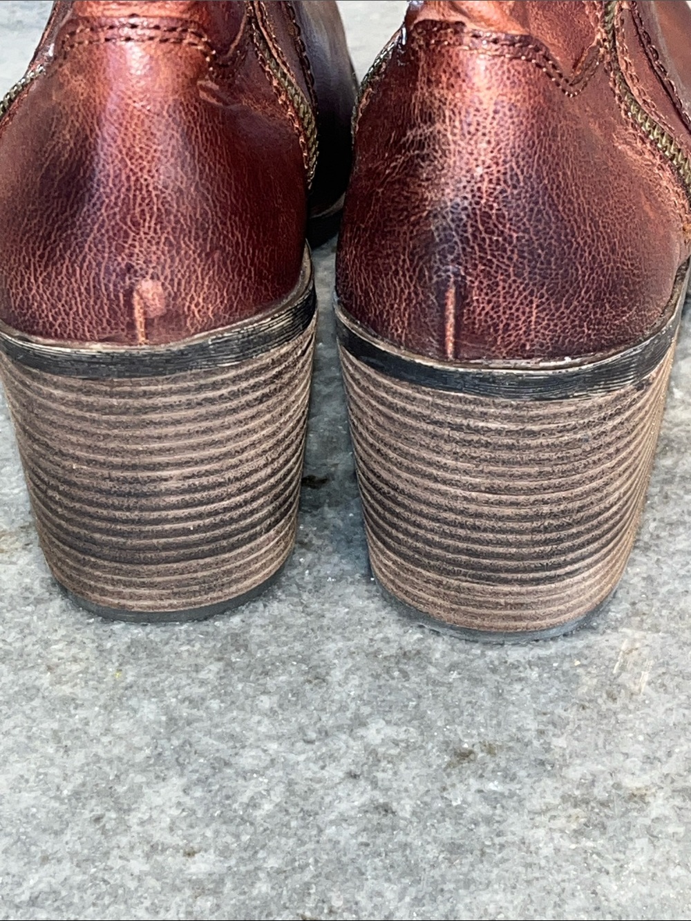 Women's Lucky Brand Brown Leather Ankle Bootie with Block Heel and Side Zip - Picture 5 of 11